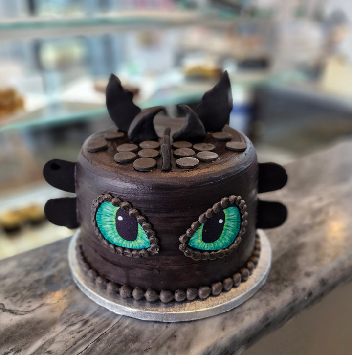 How to Train Your Dragon cake