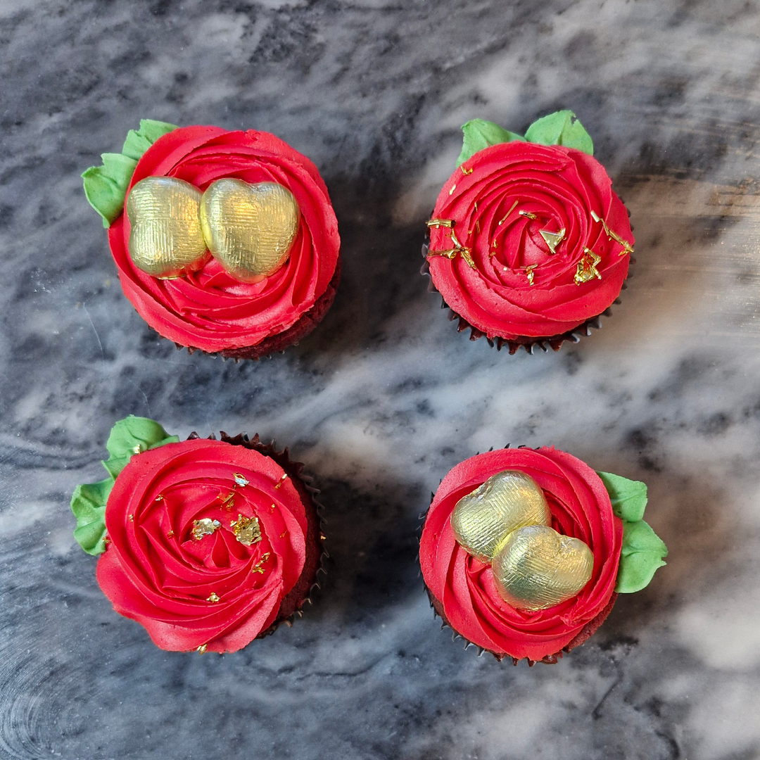 4 Red Rose Cupcakes