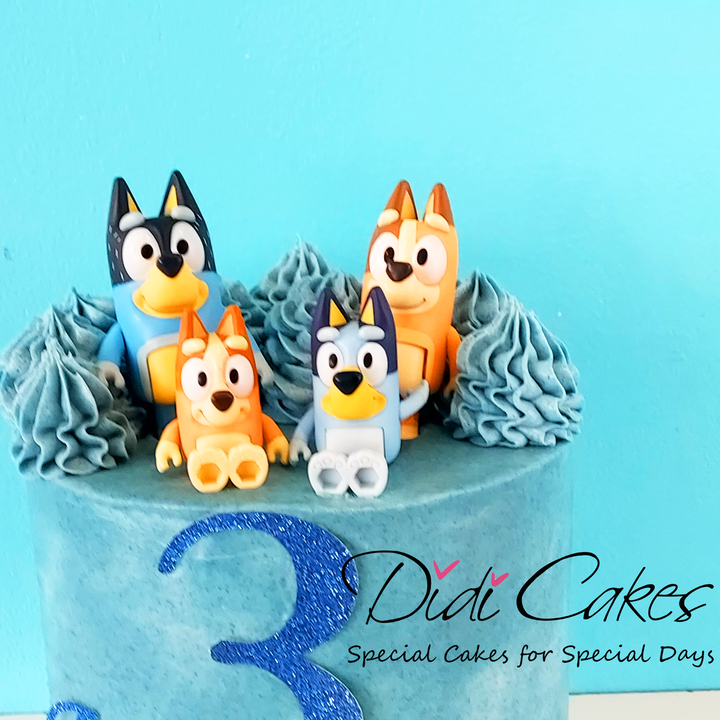 Bluey Figures on Cake