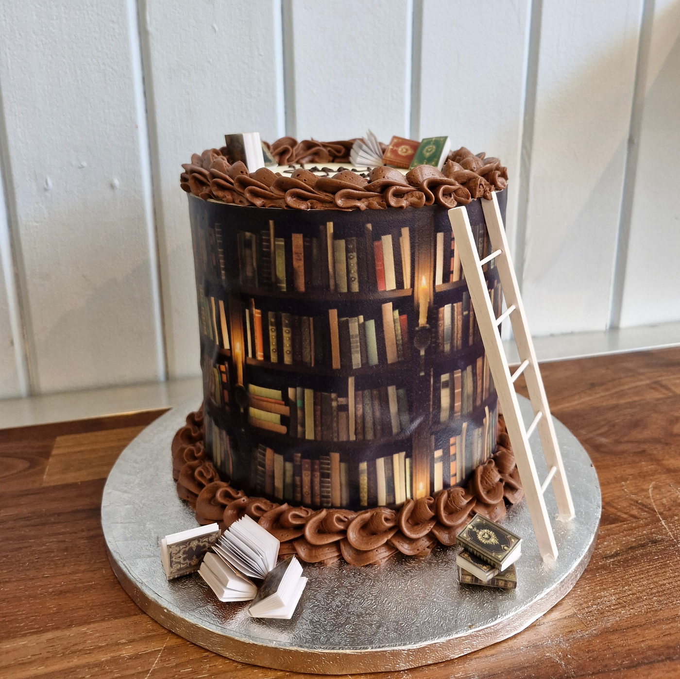 Library Book Cake