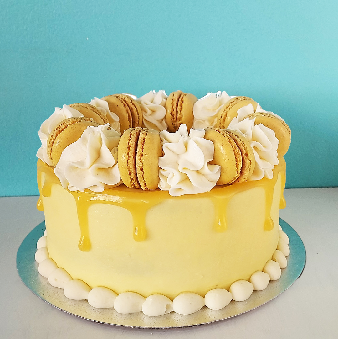 Lemon Macaron Cake