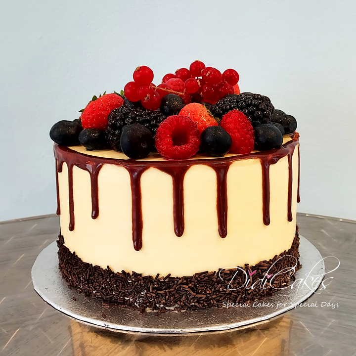 Gluten Free Stunning Fruit and Sponge Cake