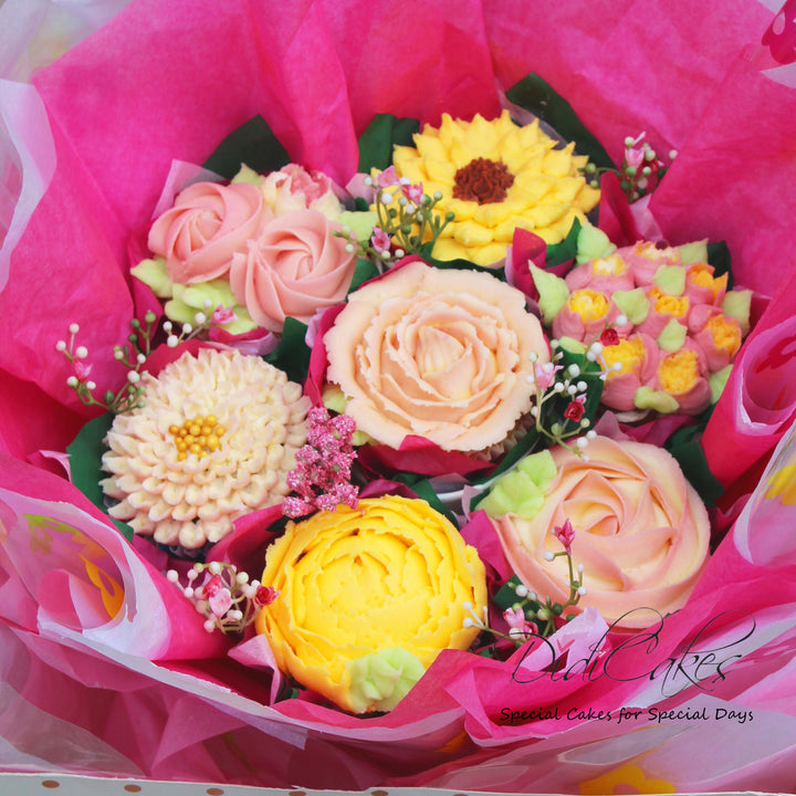Seven Cupcake Bouquet