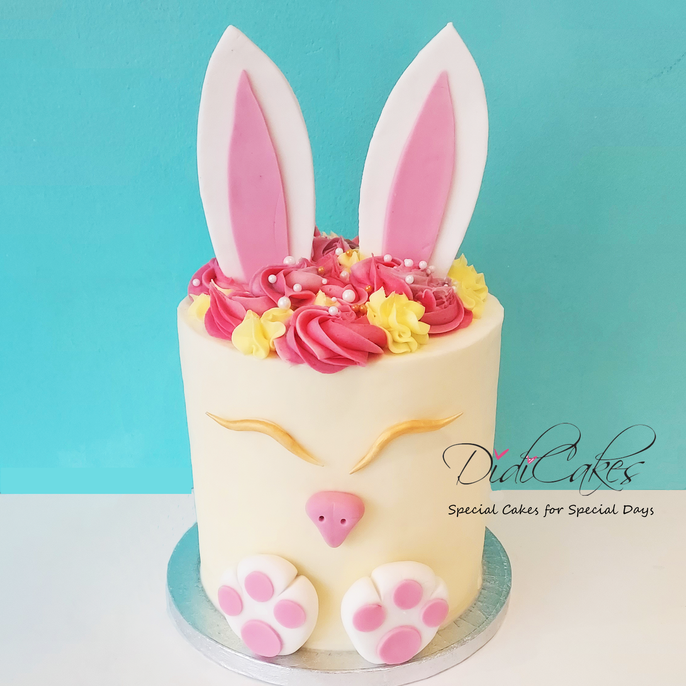 Bunny cake, Easter bunny cake, Rabbit cake