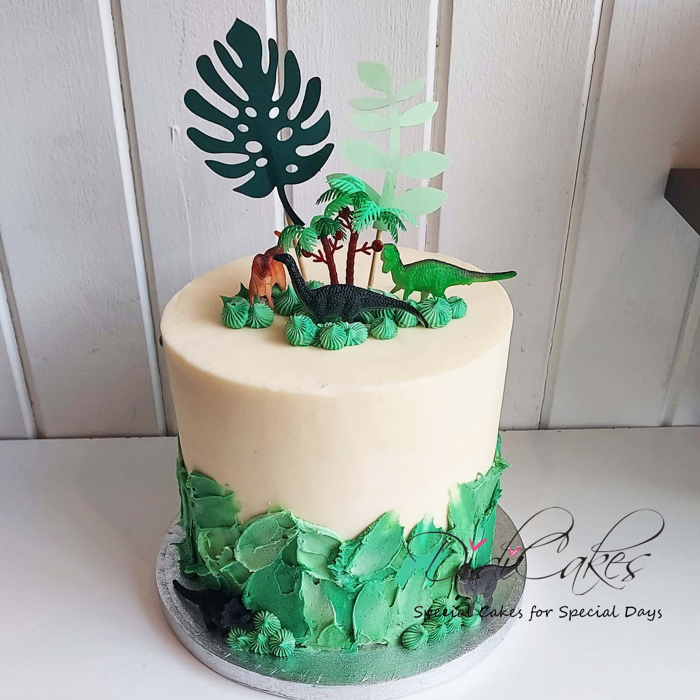 Dino Stitch Cream Cake – Cake With Us
