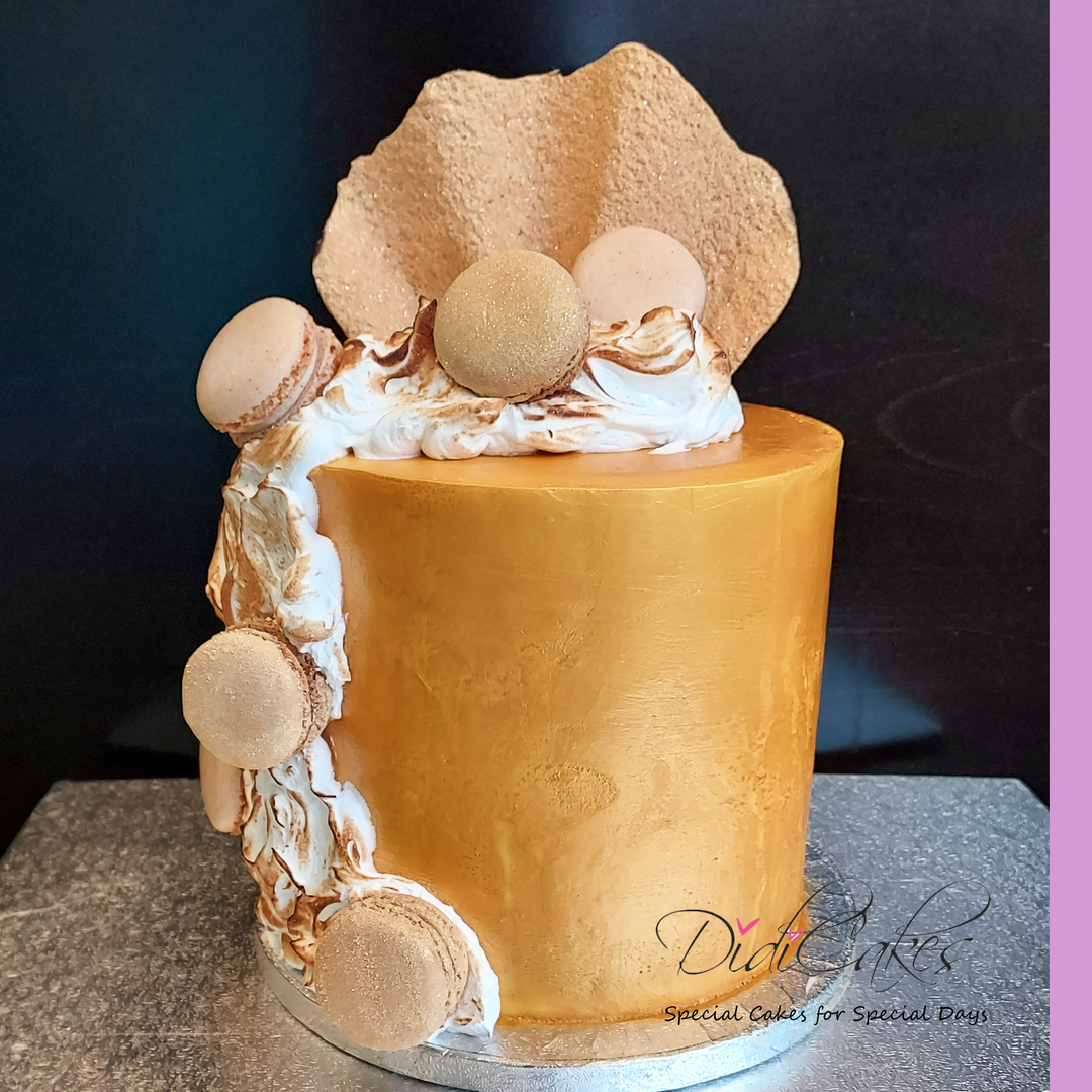 Golden Meringue Cake