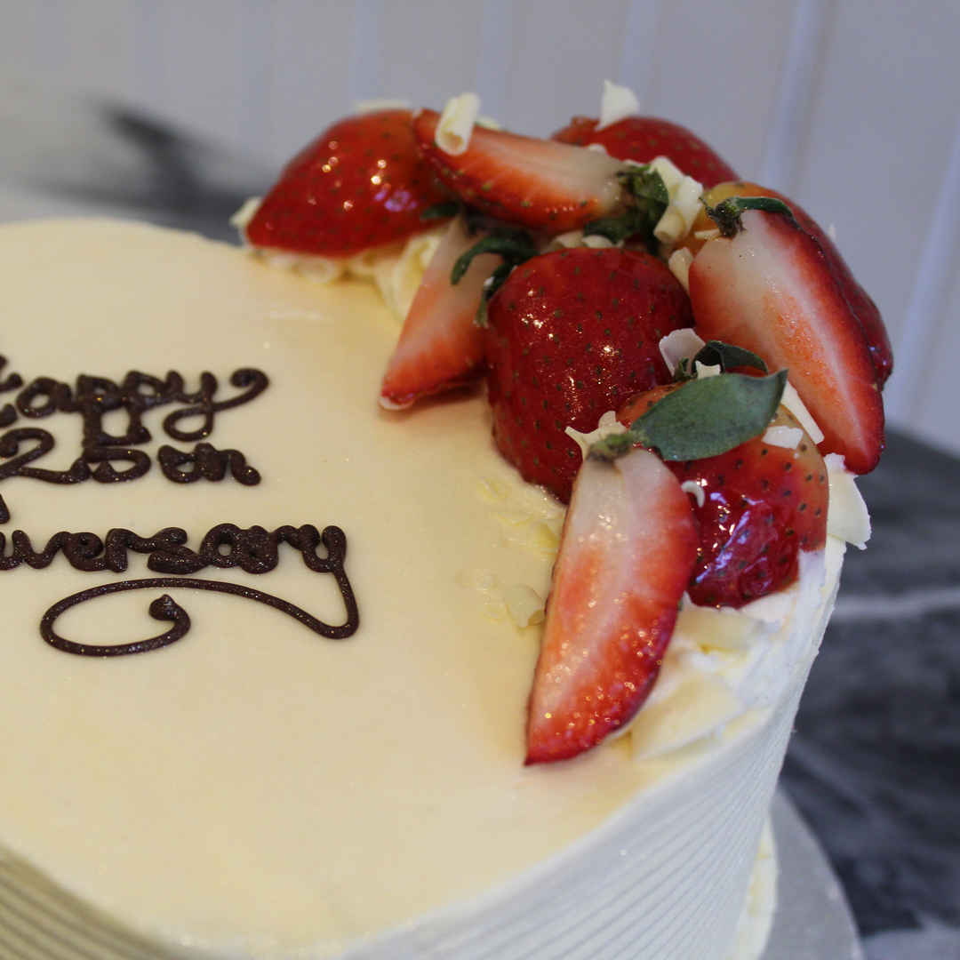 Heart Cake with Fruits