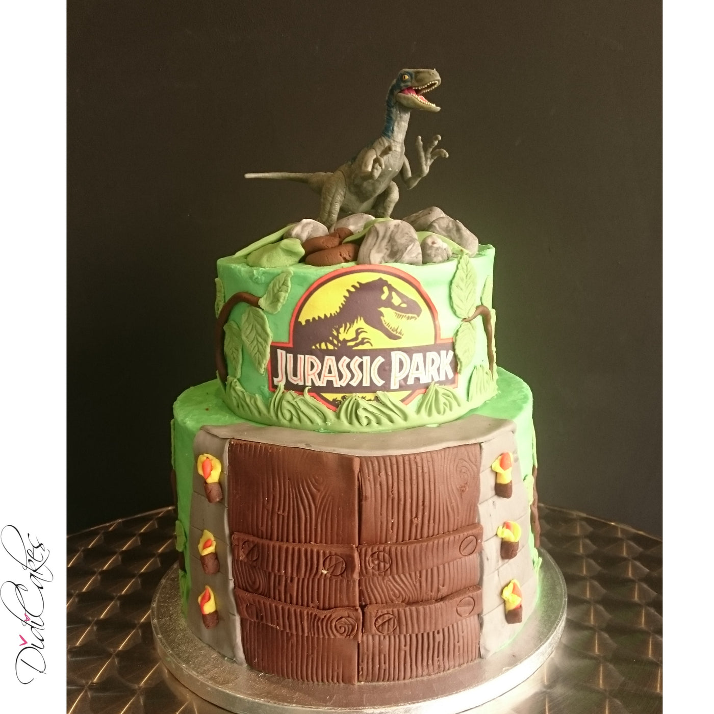 Jurassic Park - Dinosaur Cake - Jurassic World Cake